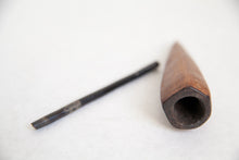 wood, and bird stem pipe from P. New Guinea